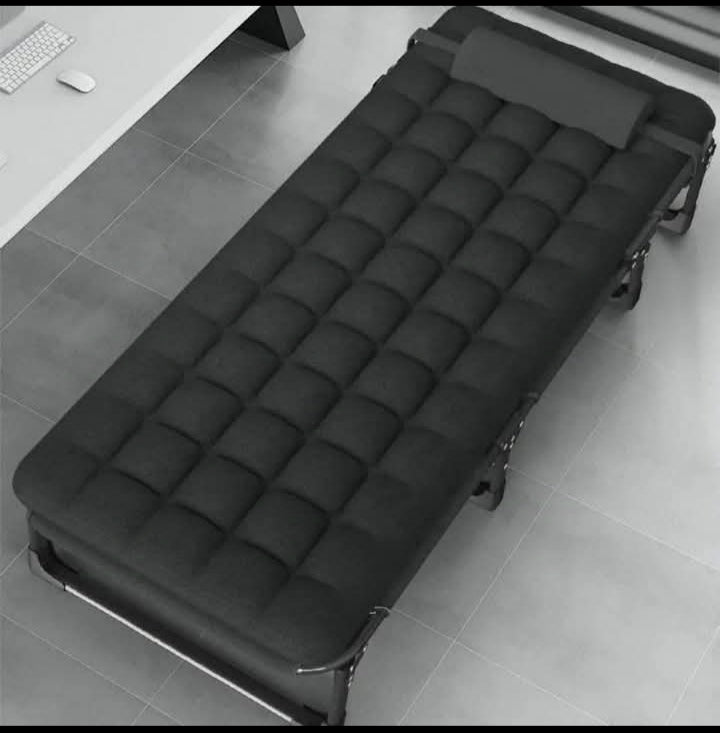 Lit pickot pliable avec mousse , cadre en métal, lit orthopédique, multifonctionnel réglable, solides, transporter facilement, lit rembourer.