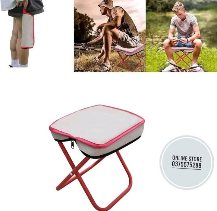 Tabouret de camping Compact, et pliable . Idéal pour vos aventures en plein air.                  Pratique , léger et solide , son design compact permet de le transporter facilement dans un sac à dos ou danse coffre de voiture .