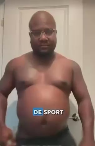 Prix : 12000f au lieu de 25000f . Planche de pompe multifonctionnelle, équipement de gymnastique, fitness, exercice de la poitrine, bras, noyau de flexion, abdominaux, mise à niveau.