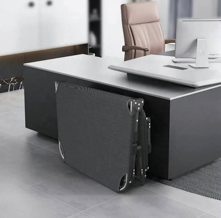 Lit pickot pliable avec mousse , cadre en métal, lit orthopédique, multifonctionnel réglable, solides, transporter facilement, lit rembourer.