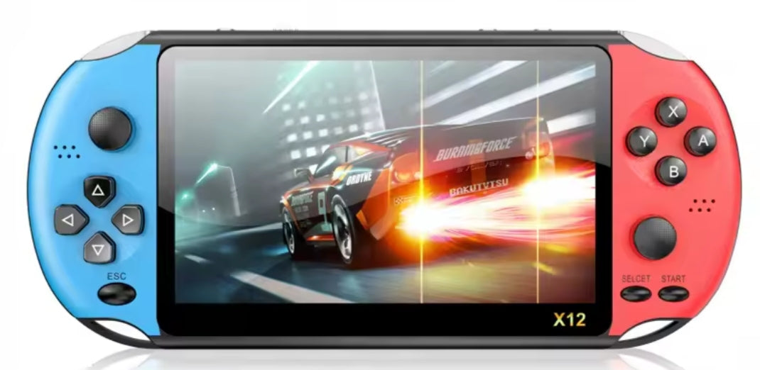 𝗖𝗢𝗡𝗦𝗢𝗟𝗘 𝗗𝗘 𝗝𝗘𝗨𝗫 𝗫𝟭𝟮  𝗣𝗼𝗿𝘁𝗮𝗯𝗹𝗲, 𝗣𝘂𝗶𝘀𝘀𝗮𝗻𝘁𝗲 𝗲𝘁 𝗣𝗹𝗲𝗶𝗻𝗲 𝗱𝗲 𝗡𝗼𝘀𝘁𝗮
Plus de 3500 jeux intégrés : les classique  de votre enfance (PS1, NES, Game , batterie 1800mAh ( rechargeable via USB, musique, Bluetooth connecté