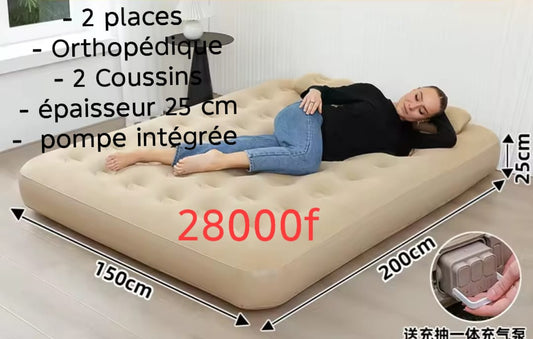 Prix : Promo 28000f au lieu de 48000f

Matelas gonflable à couchage orthopédique en polyester fabriquer avec de la matière durable. Idéal pour tout types d'endroits et camping.