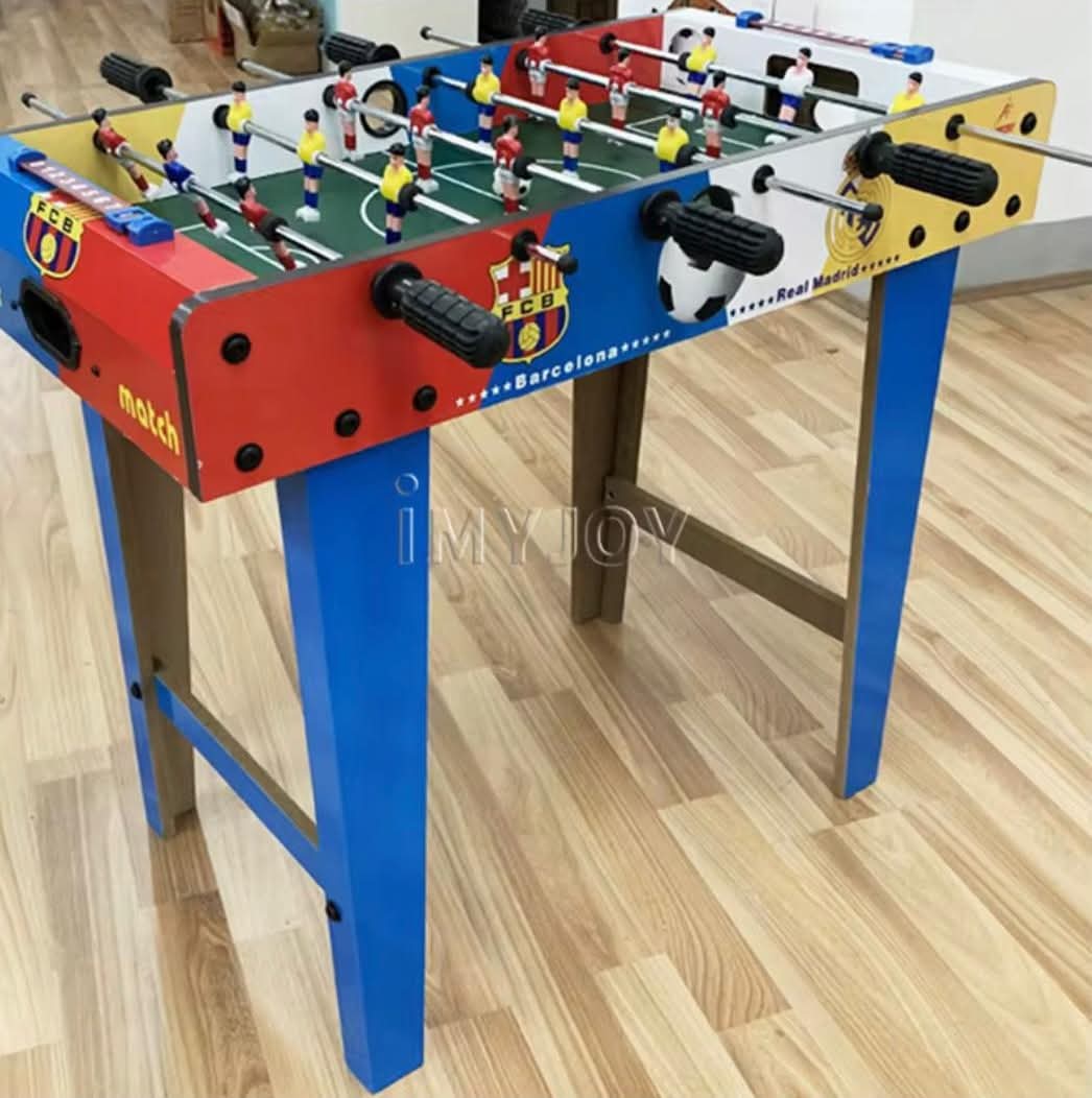Table de football , table en bois avec quatre barres et six barres, jouets interactifs parent-enfant, jeux de Grande-Bretagne , 4 boules, jeux très amusant pour les enfants et grande personne.